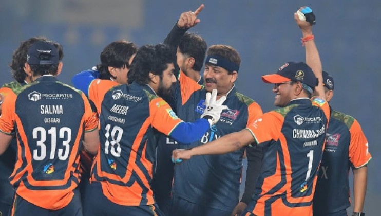 Bhojpuri Dabanggs joined CCL in 2013