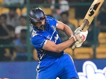Kichcha Sudeep scored valuable runs for Karnataka. 