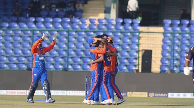 Karnataka Bulldozers vs Punjab De Sher 